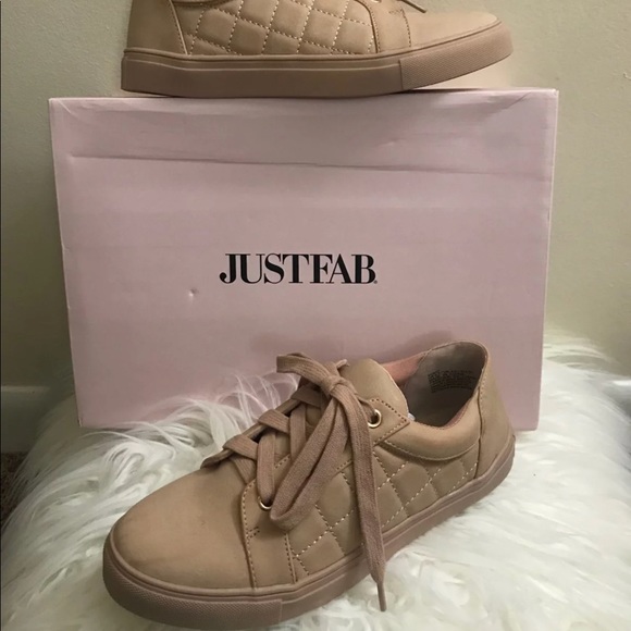 Shoes - Picture 1 of 4